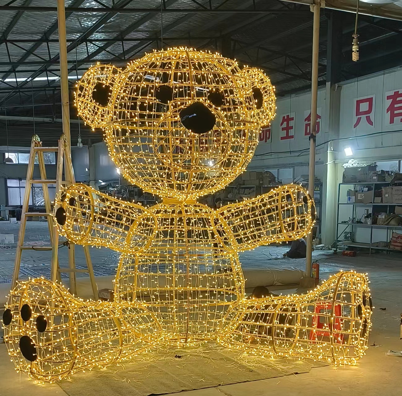 发光熊美陈制作分享 贵阳特装制作公司